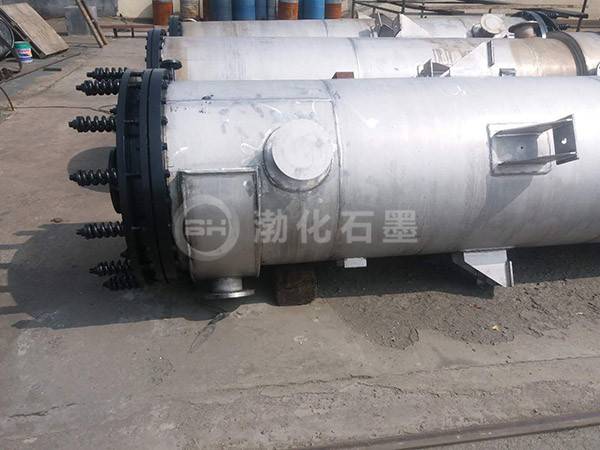 不锈钢壳体石墨换热器制作完成